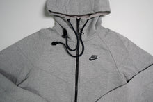 Load image into Gallery viewer, Nike Tech Sweatjacket | S