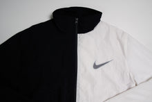 Load image into Gallery viewer, Vintage Nike Trackjacket | M