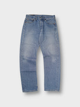 Load image into Gallery viewer, Vintage Levi's Pants | 32/30