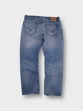 Load image into Gallery viewer, Vintage Levi's Pants | 33/34