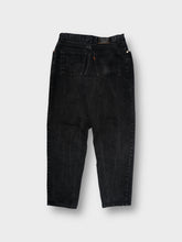 Load image into Gallery viewer, Vintage Levi's Pants | 34/30