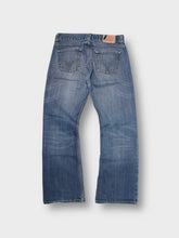 Load image into Gallery viewer, Vintage Levi's Pants | 34/32