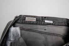 Load image into Gallery viewer, Vintage Levi&#39;s Pants | 40/34