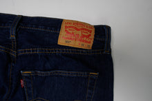 Load image into Gallery viewer, Vintage Levi's Pants | 32/32