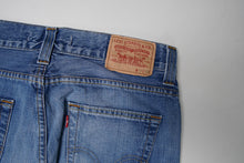 Load image into Gallery viewer, Vintage Levi's Pants | 34/32