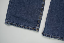 Load image into Gallery viewer, Vintage Levi's Pants | 31/32