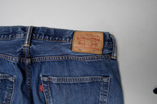 Load image into Gallery viewer, Vintage Levi's Pants | 36/34
