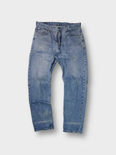 Load image into Gallery viewer, Vintage Levi's Pants | 33/32