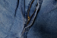 Load image into Gallery viewer, Vintage Levi's Pants | 33/32