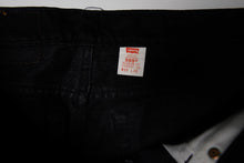 Load image into Gallery viewer, Vintage Levi&#39;s Pants | 38/30