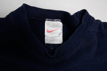 Load image into Gallery viewer, Vintage Nike Sweater | S