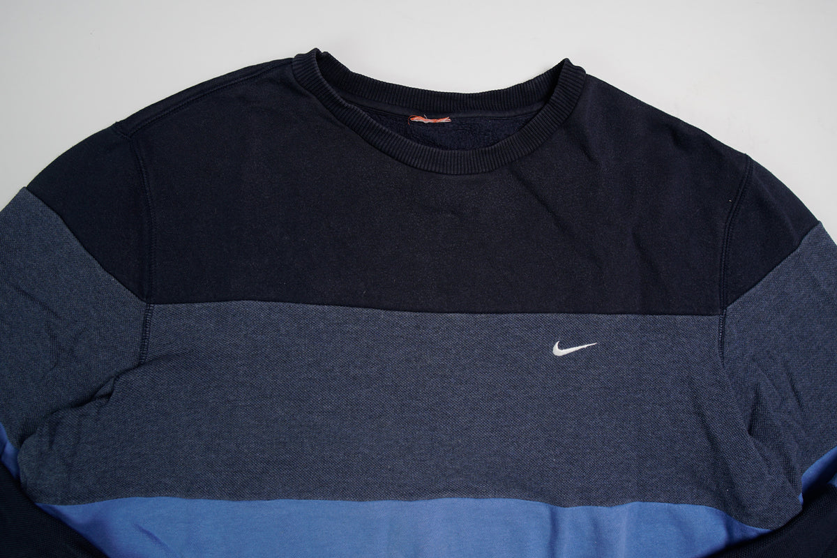 Vintage Nike Sweater | L