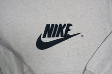 Load image into Gallery viewer, Vintage Nike Pullover | M