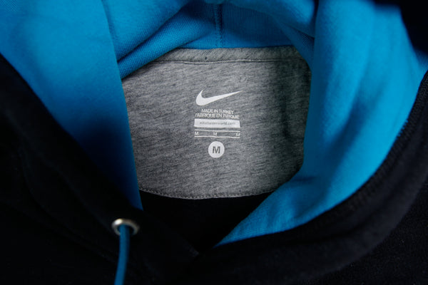 Nike Pullover | M