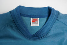 Load image into Gallery viewer, Vintage Nike Sweater | L