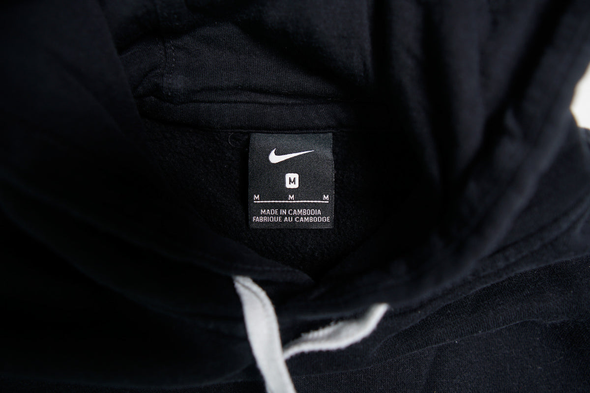Nike Pullover | M