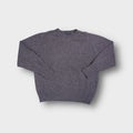 Lyle & Scott knit sweater in grey featuring a ribbed crew neck and raglan sleeves