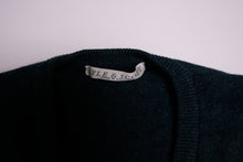 Load image into Gallery viewer, Vintage Lyle&amp;Scott Golf Knit Sweater | XL
