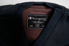 Load image into Gallery viewer, Vintage Champion Sweater | M