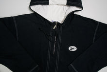 Load image into Gallery viewer, Vintage Reebok Pullover | M