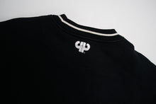 Load image into Gallery viewer, Vintage Pelle Pelle Sweater | M