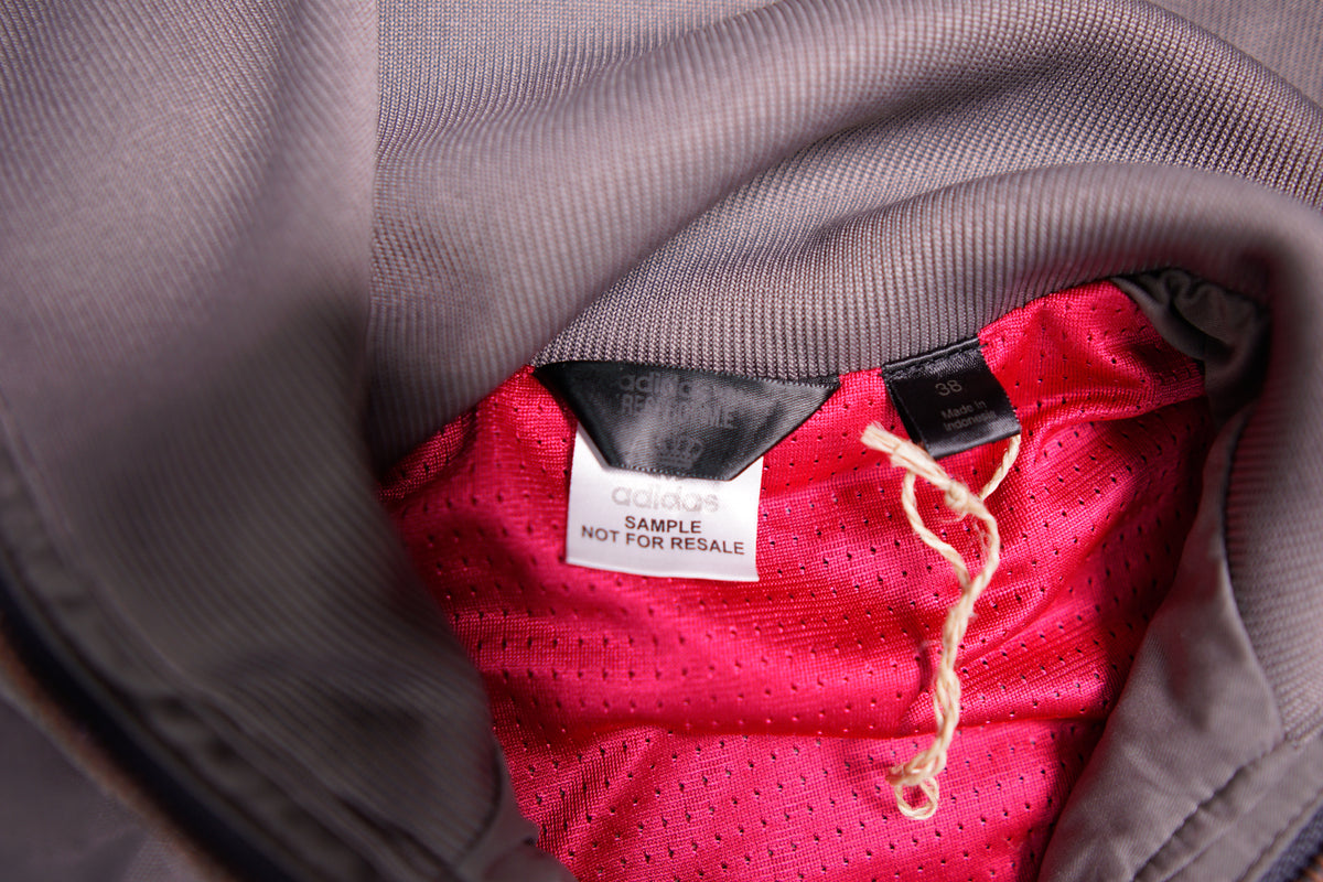Vintage Adidas "Respect Me" Sample Trackjacket | Wmns M