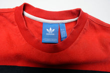 Load image into Gallery viewer, Adidas 83-C Sweater | L