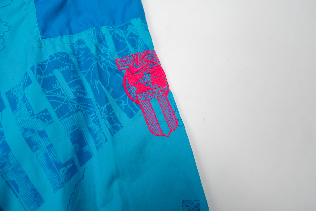 Vintage Nike International Windbreaker | XL