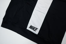 Load image into Gallery viewer, Vintage Nike Pullover | L