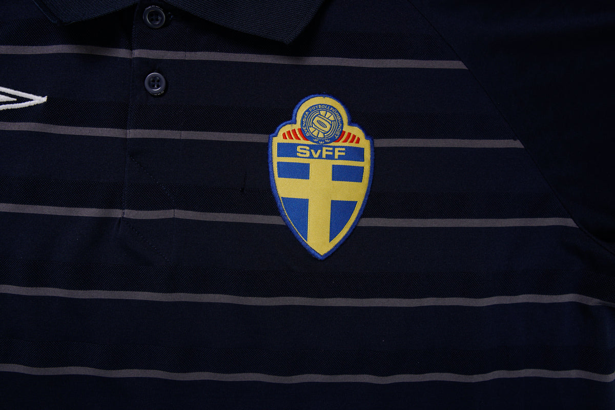 Vintage Umbro x Sweden Poloshirt | XXL