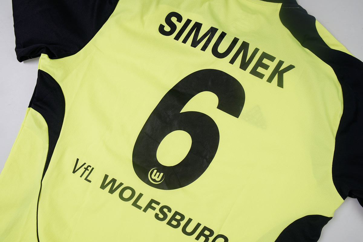 Vintage Adidas VFL Wolfsburg 09-10 Third Jersey  | XL