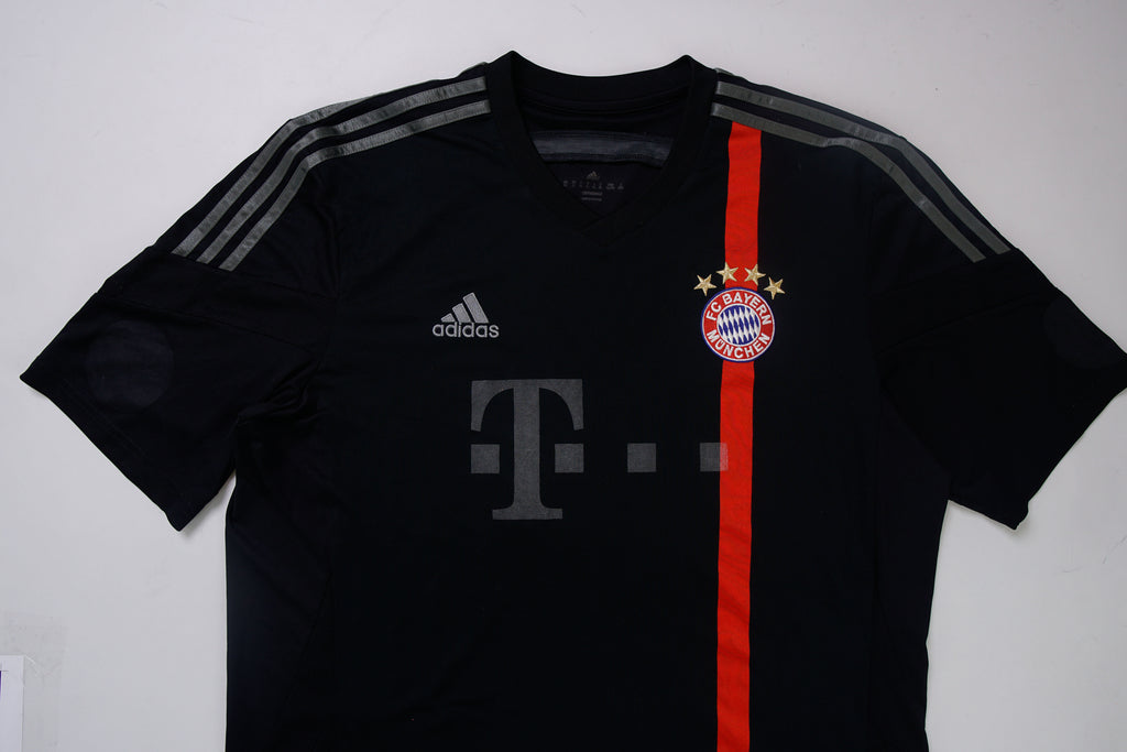 Adidas FC Bayern 14-15 Jersey | XL