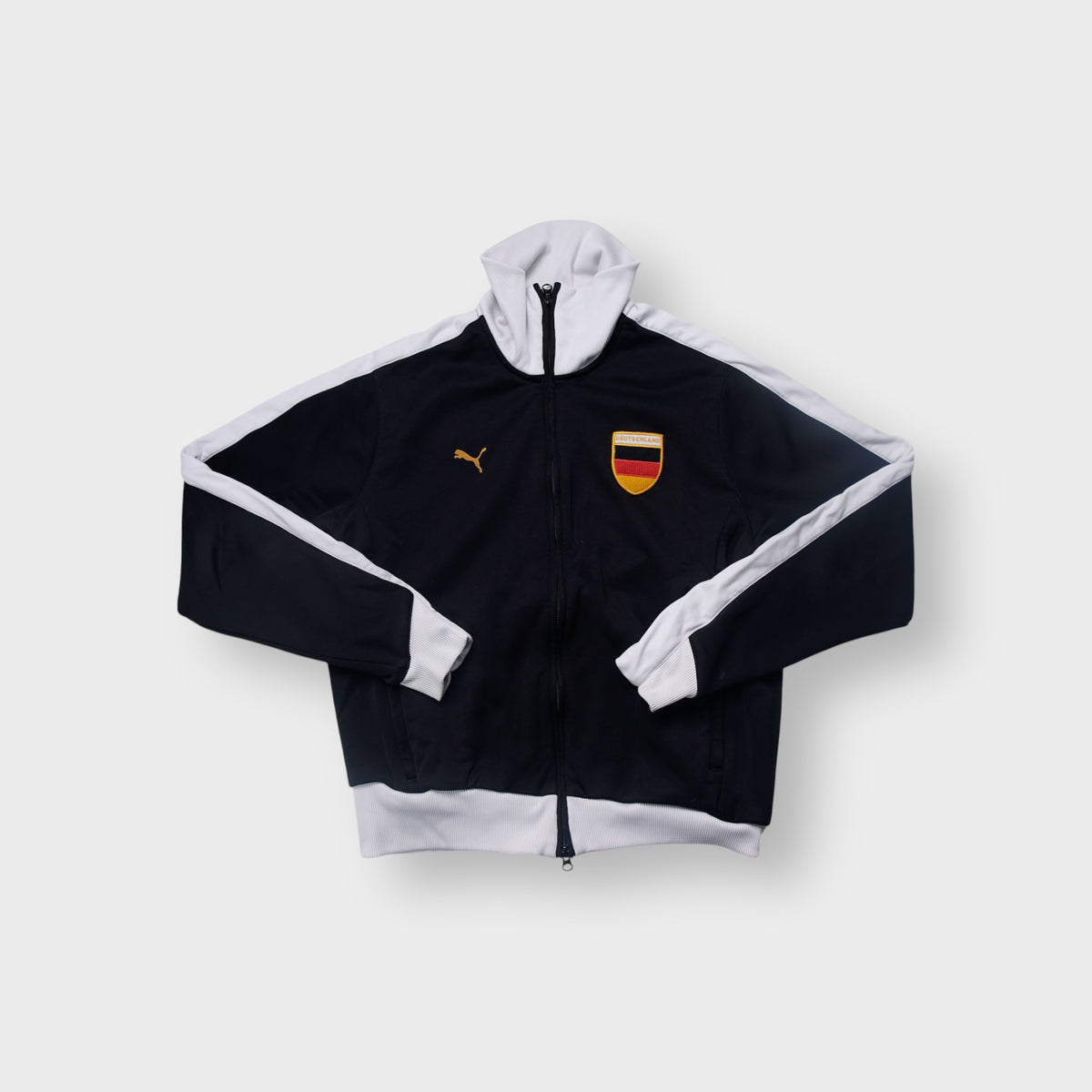 Vintage Puma Deutschland Trackjacket | Wmns L / Men's S