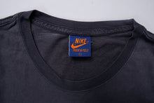 Lade das Bild in den Galerie-Viewer, Vintage Nike Track &amp; Field T-Shirt | L