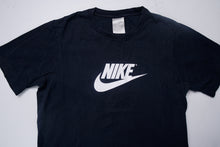 Load image into Gallery viewer, Vintage Nike T-Shirt | M