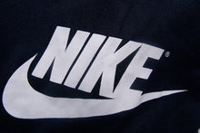 Load image into Gallery viewer, Vintage Nike T-Shirt | M
