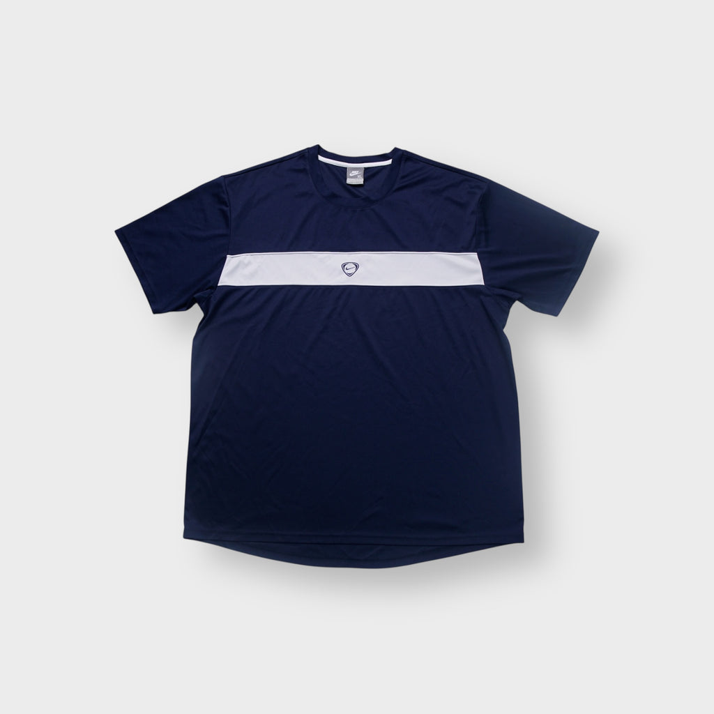 Nike T-Shirt in navy and white featuring a central crest logo on a chest stripe.