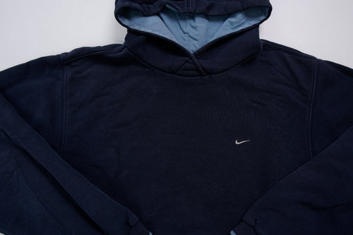 Nike hoodie sweater in navy with light blue hood lining and small embroidered Swoosh, full view