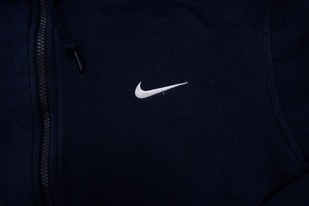 Nike zip hoodie in dark blue with embroidered white Swoosh logo on chest, detail 2